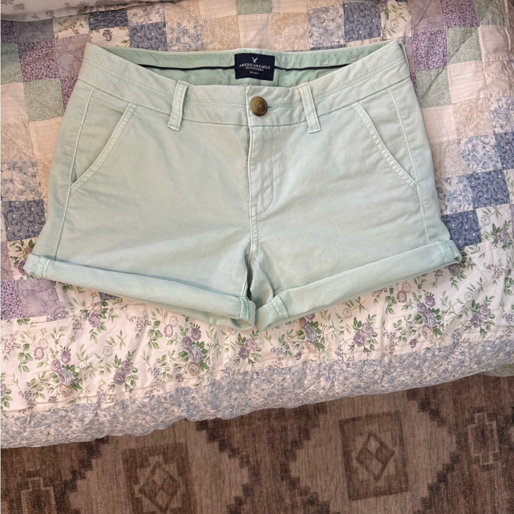 American Eagle Outfitters Mint Green (light teal / aqua) Midi Shorts EUC